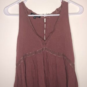 ★ Kendall & Kyle Mauve Flowy Top